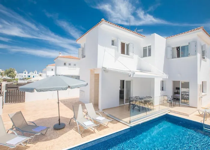 Elite Luxury Paralimni