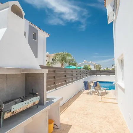 Villa Elite Luxury Paralimni