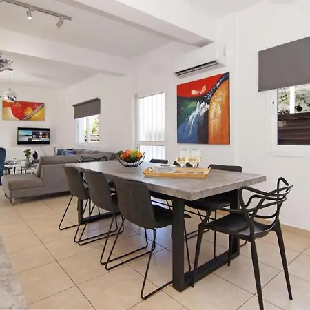 Willa Elite Luxury