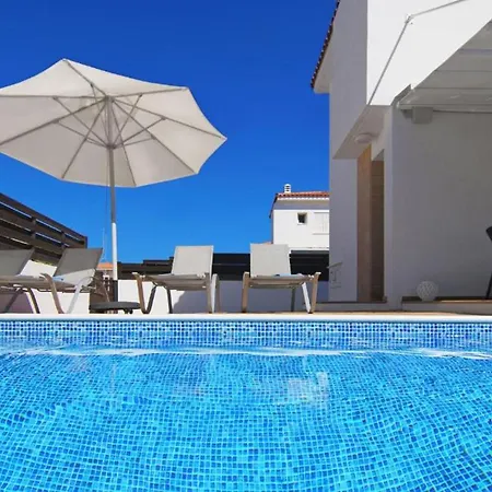 Elite Luxury Holiday home *