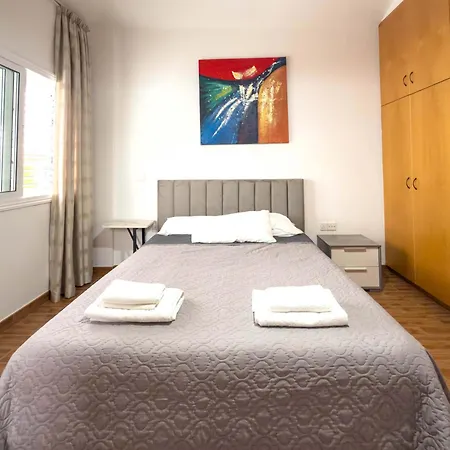 Elite Luxury Paralímni