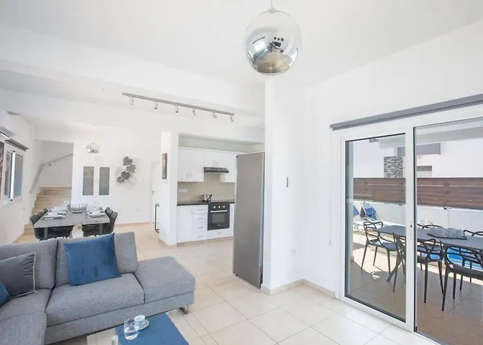 Elite Luxury Villa Paralimni