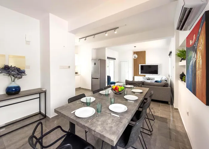 Villa Elite Luxury Paralímni